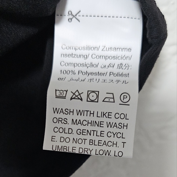 Just a girl Black and Pink Crop top Baby tee Size Large New - Picture 4 of 6